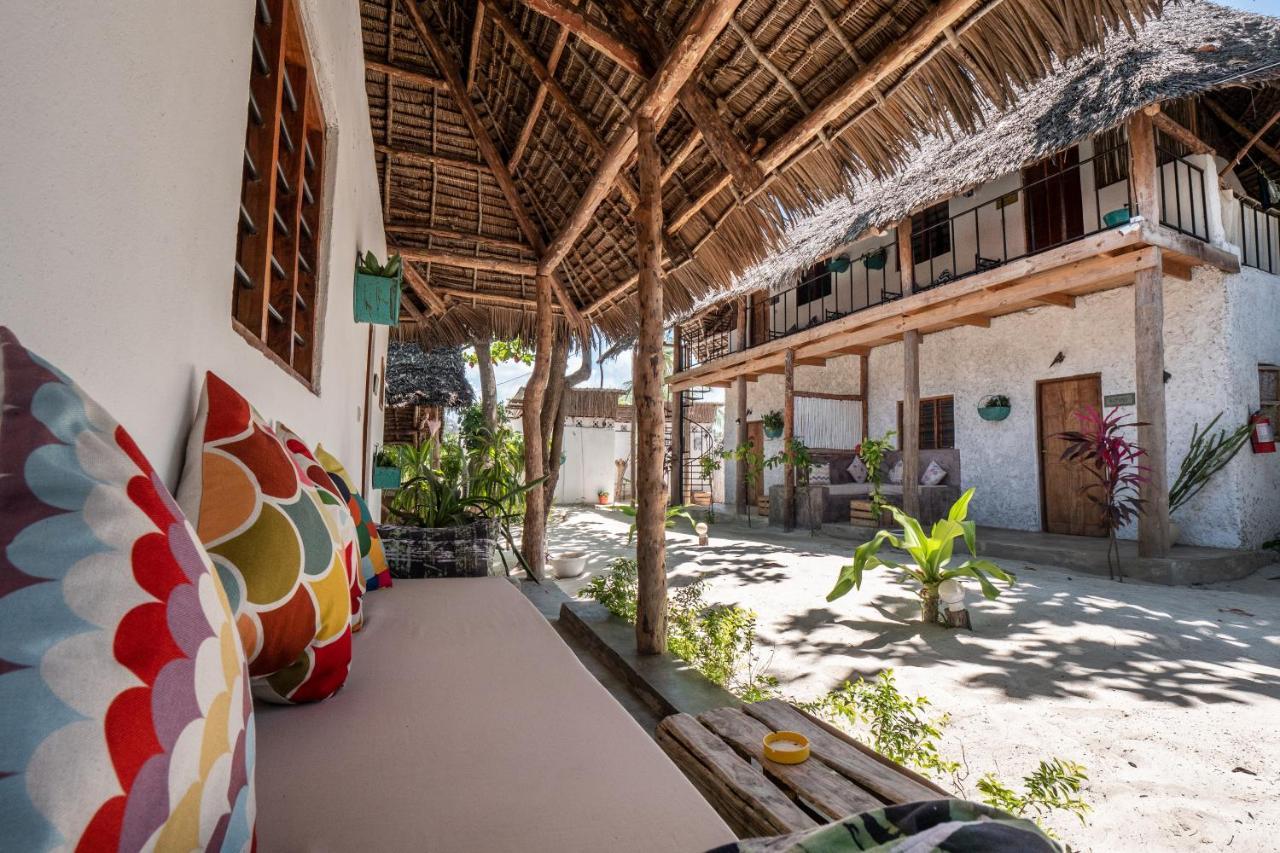 Bahari Beach Bungalows Джамбіані Екстер'єр фото