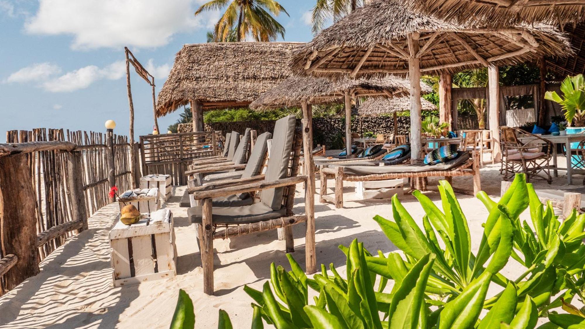 Bahari Beach Bungalows Джамбіані Екстер'єр фото