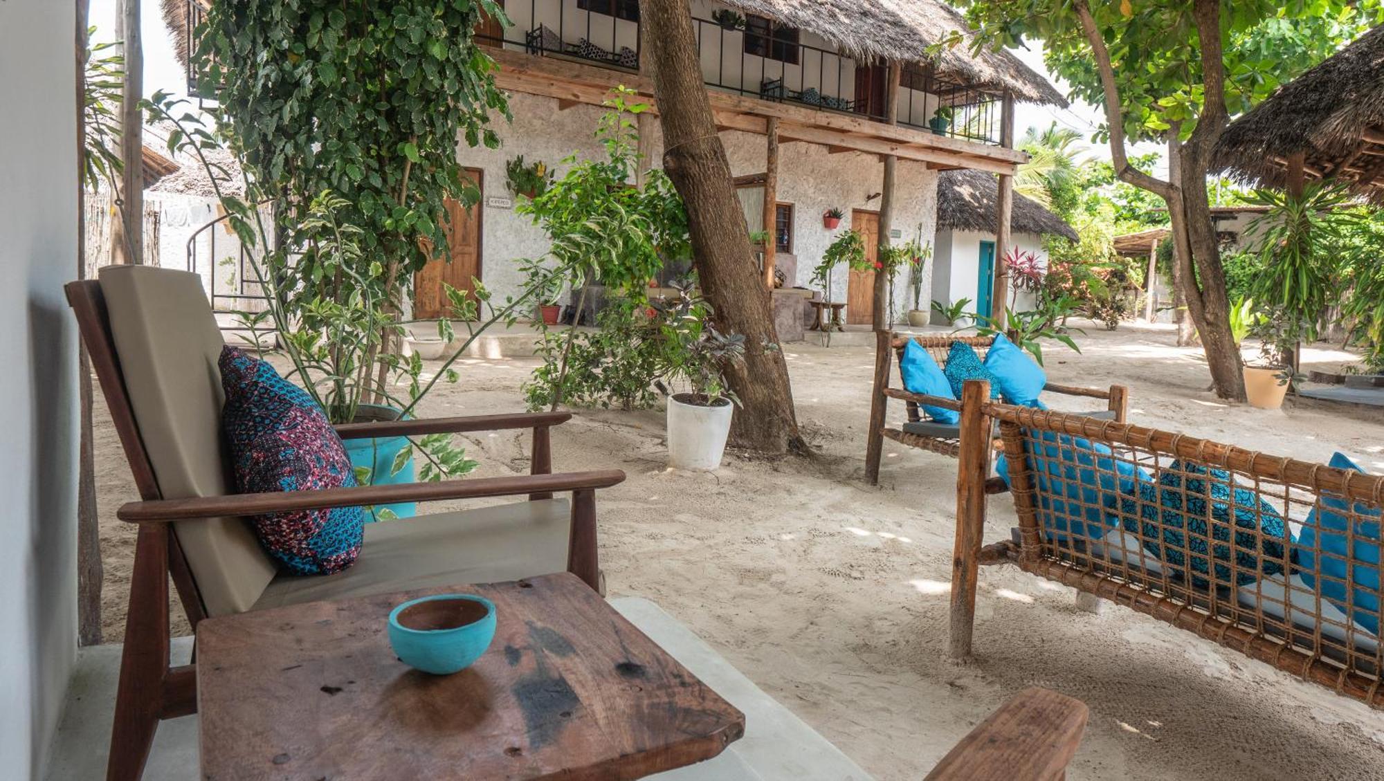 Bahari Beach Bungalows Джамбіані Екстер'єр фото